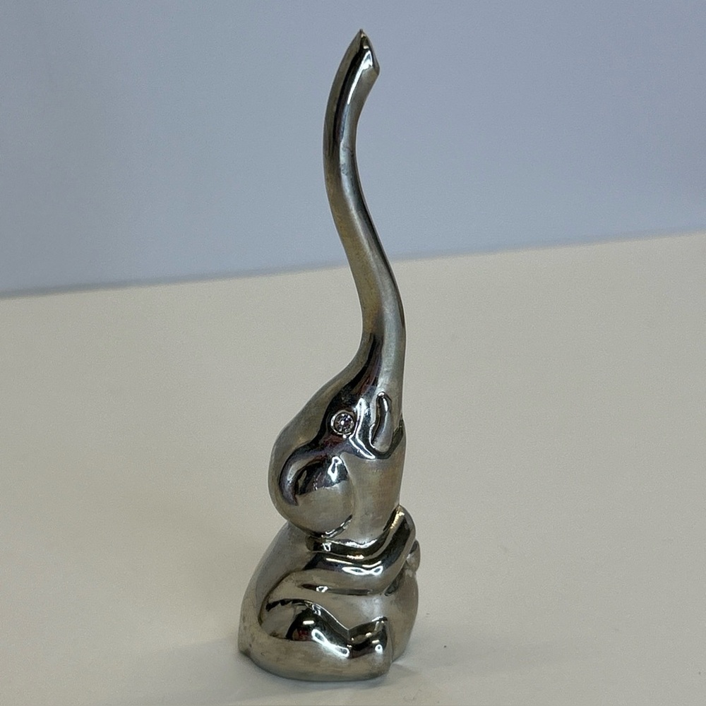 Silver Tone Elephant Ring Holder Trunk Up Gemstone Eyes